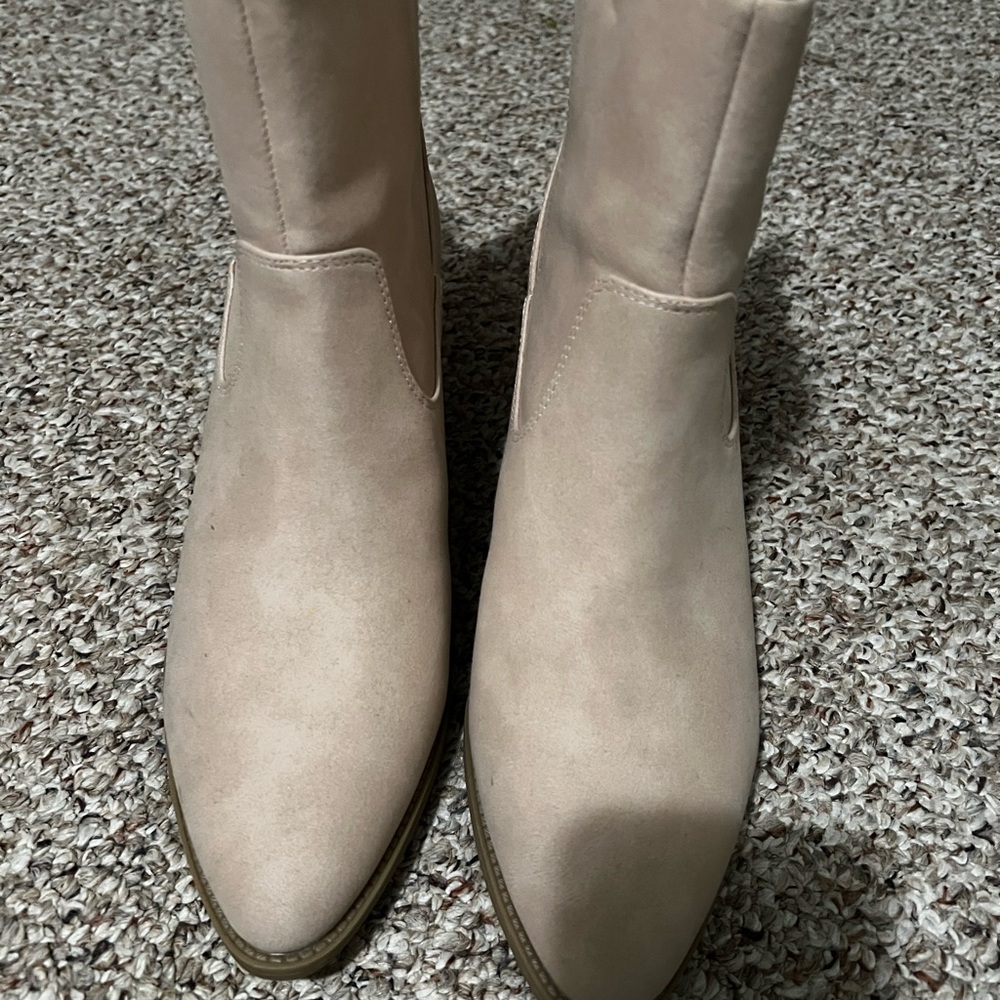 Elegant Cream Ankle Boots